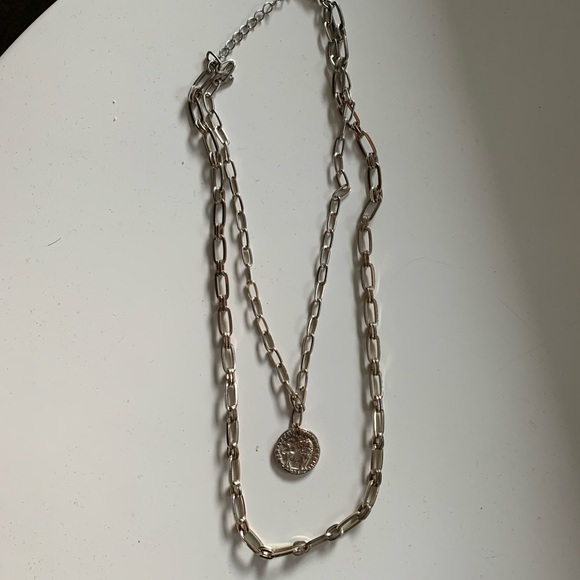 Layered gold chain necklace - Picture 2 of 7